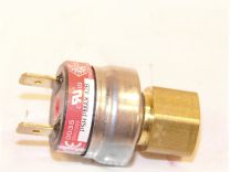 HK02ZA395.jpg